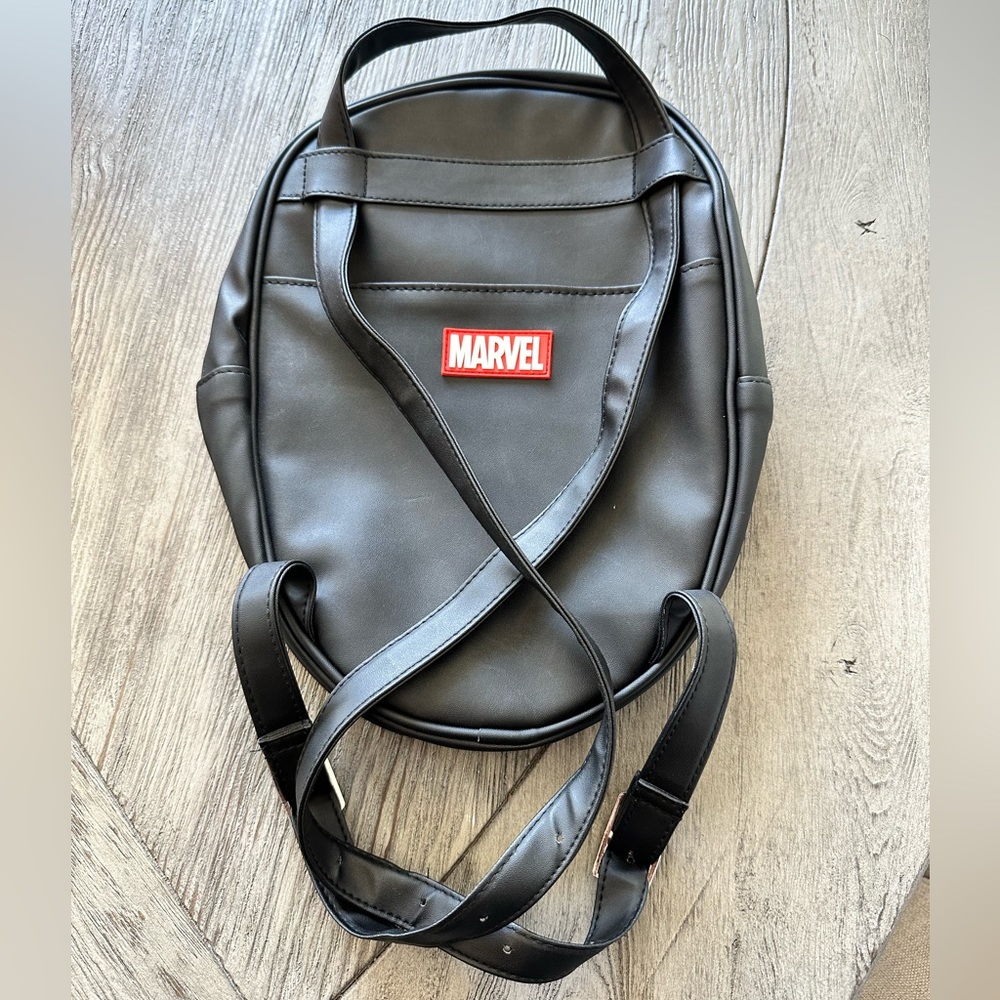 Disney Marvel Avengers Ironman Helmet Convertible Backpack Crossbody Bag - Picture 5 of 8